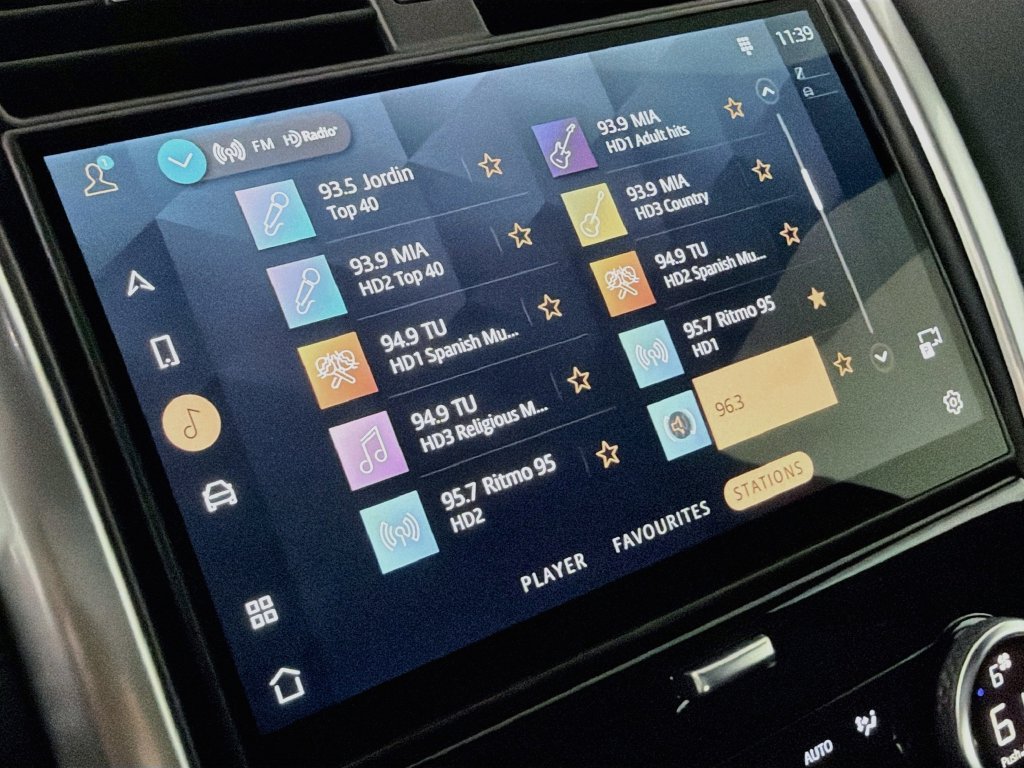 New 2026 Varesine Blue Land Rover S image 15