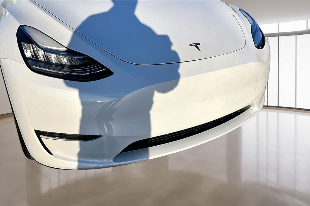 Used 2023 Pearl White Multi-Coat Tesla Long Range image 31