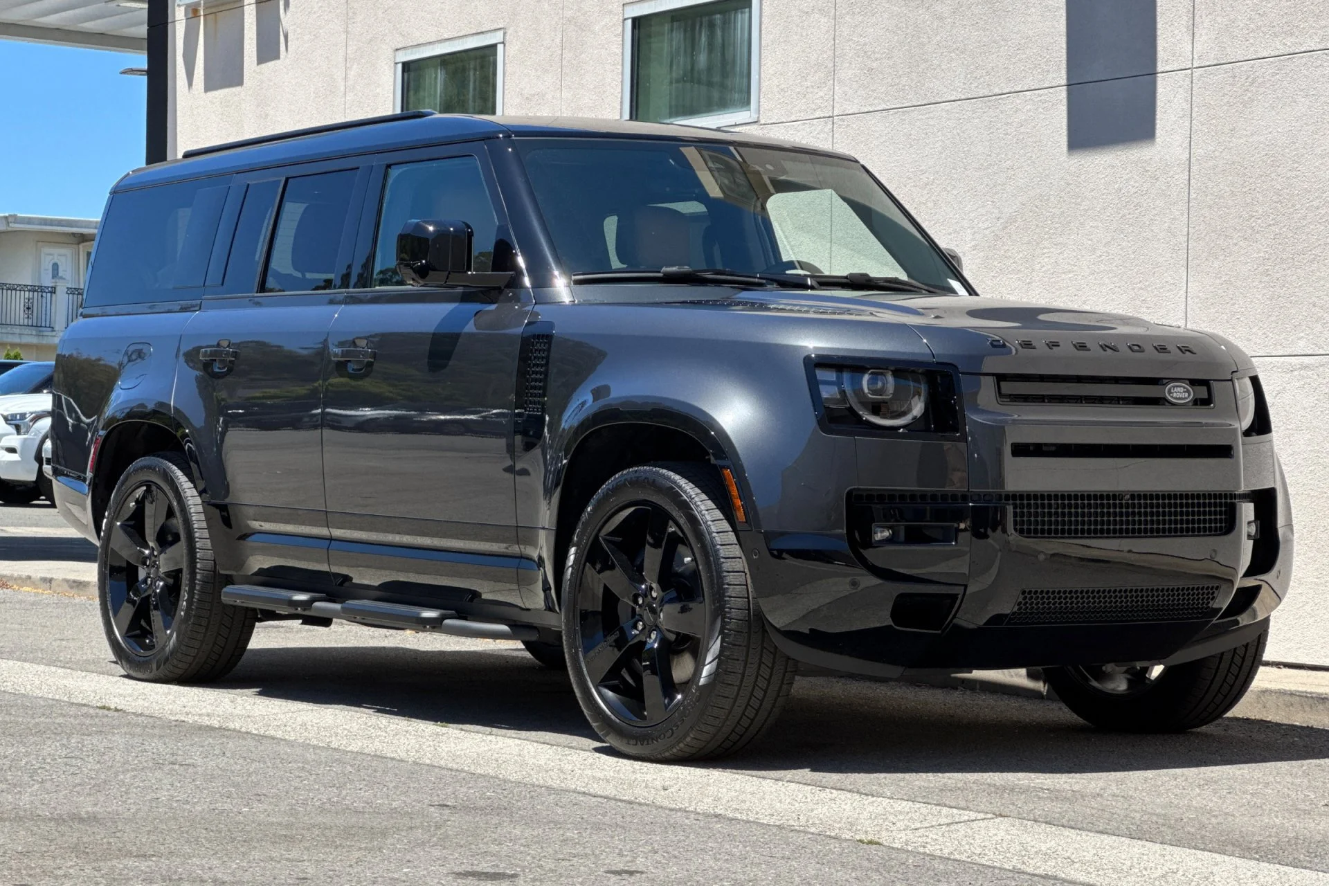 New 2026 Carpathian Grey Land Rover X-Dynamic SE image 9