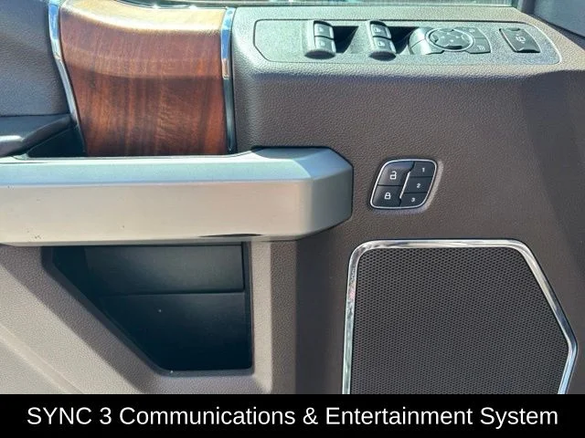 Used 2017 Red Ford King Ranch image 13