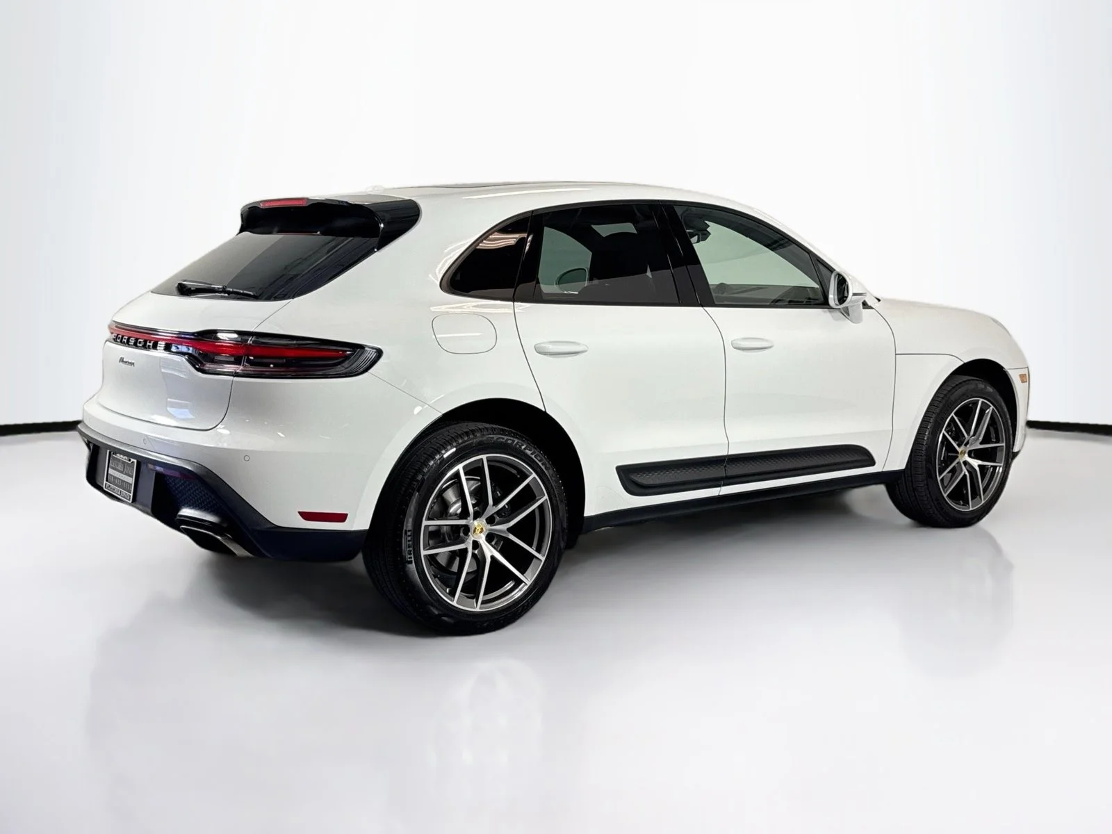 Used 2025 White Porsche  image 9