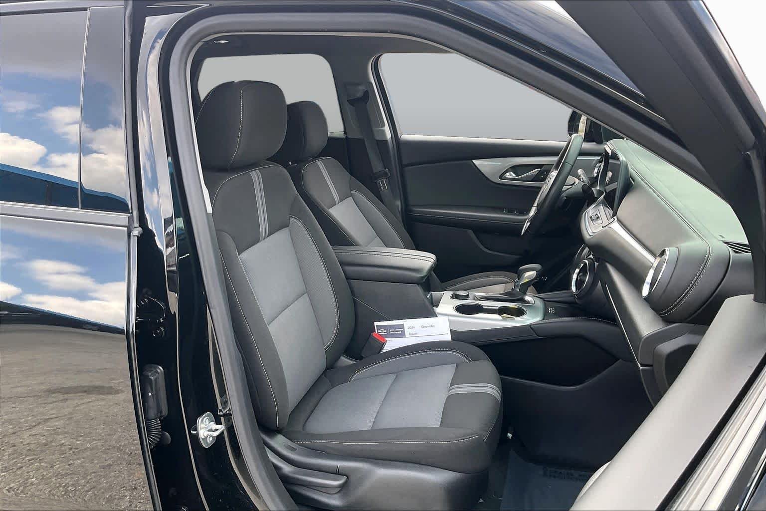 Pre-Owned 2024 Chevrolet Blazer LT