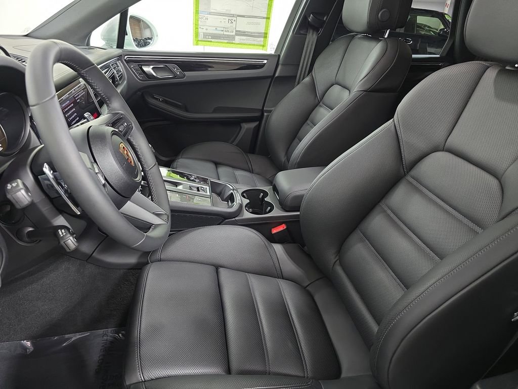 2025 Porsche Macan Base - Photo 5