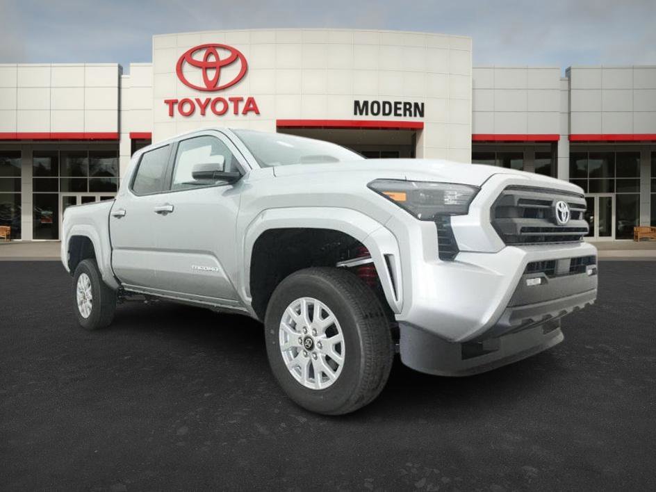 2025 Toyota Tacoma SR5 - Photo 14