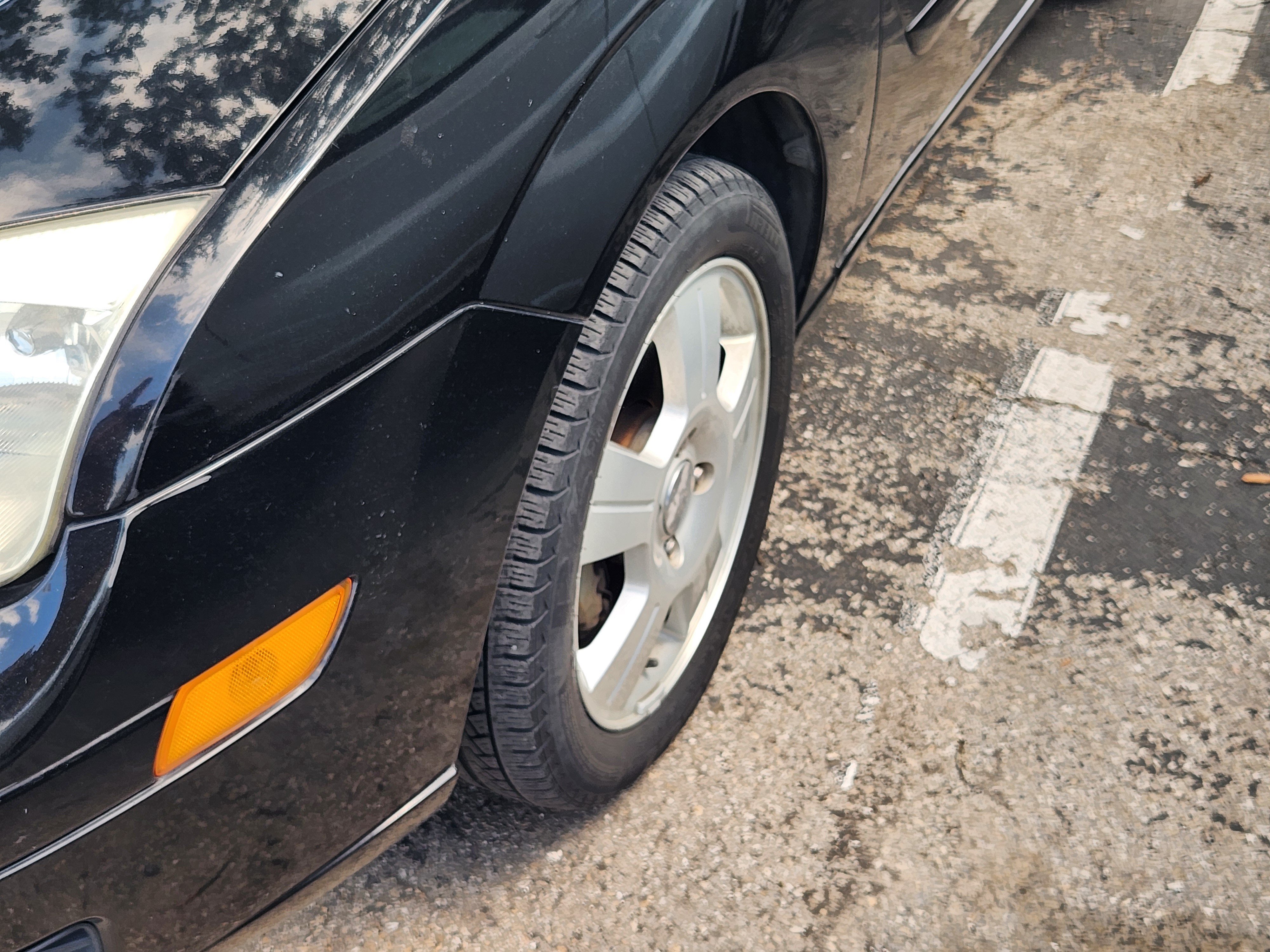 Used 2007 Pitch Black Clearcoat Ford ZX4 S image 2