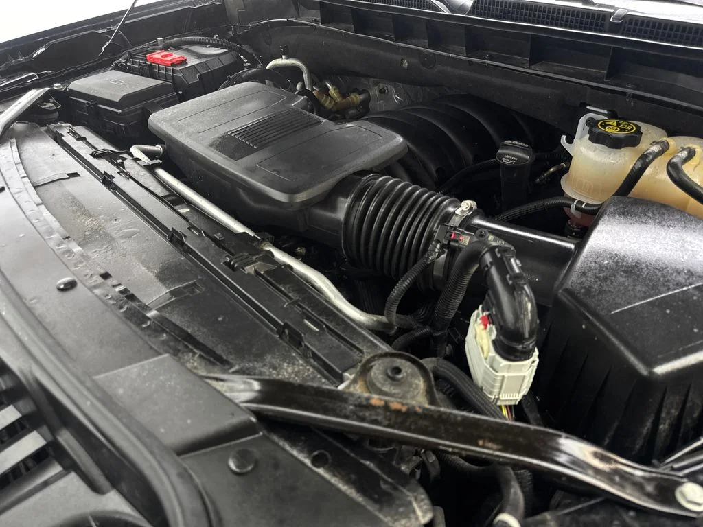Used 2023 Black Cadillac Sport image 81