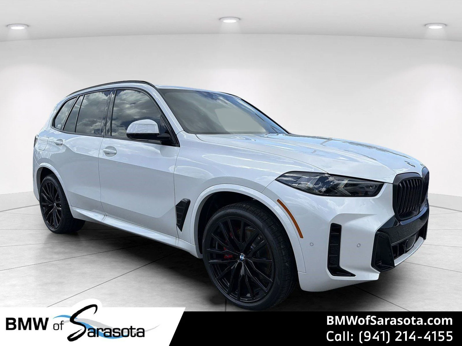 New 2026 Mineral White Metallic BMW xDrive40i image 1