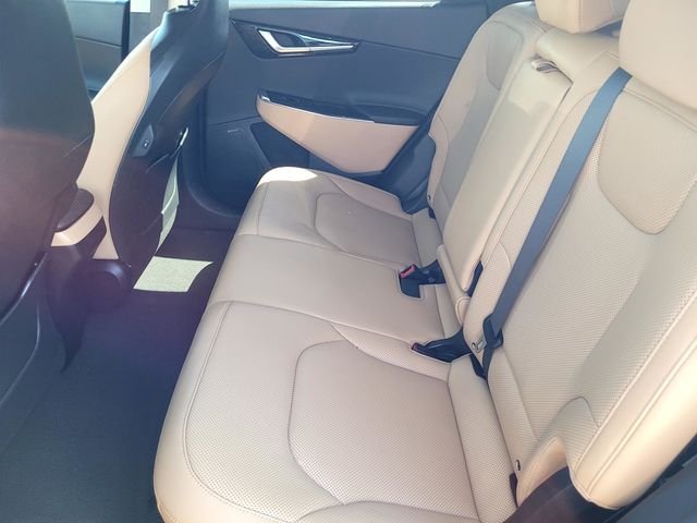 Used 2023 Green Kia GT-Line image 13