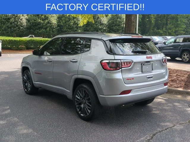 Used 2023 Silver Jeep Limited image 3