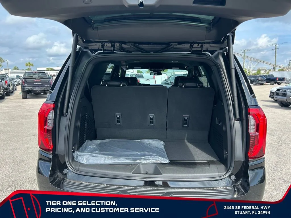 New 2026 Onyx Black GMC Elevation image 10