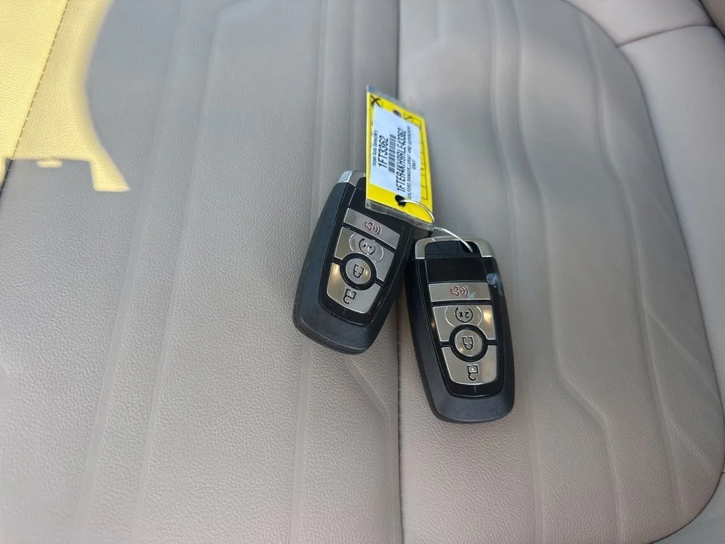Used 2024 Green Ford Lariat image 38