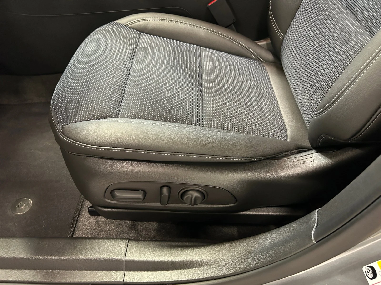 New 2026 Moonstone Grey Metallic Buick Preferred image 14