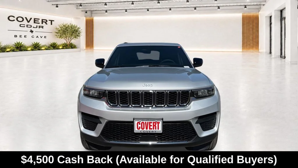 New 2026 Silver Zynith Jeep Laredo image 3