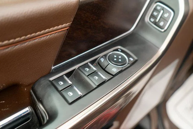 Used 2023 Red Ford King Ranch image 18