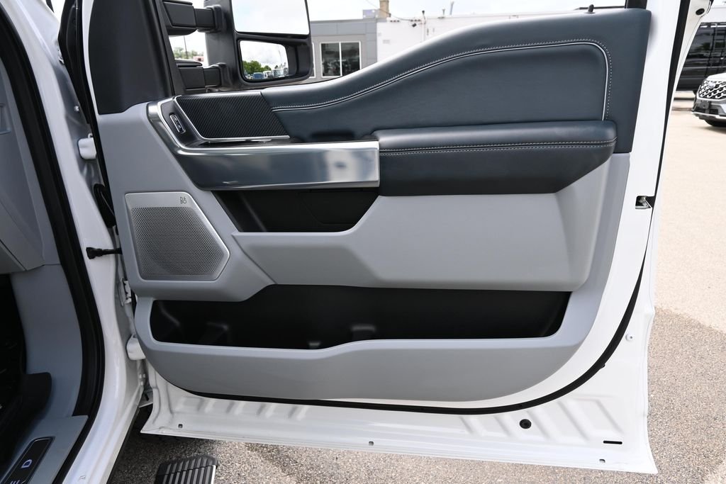 Used 2024 White Metallic Ford Limited image 25