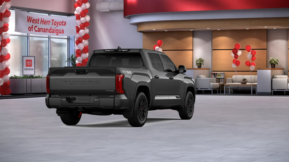 2025 Toyota Tundra Platinum - Photo 17