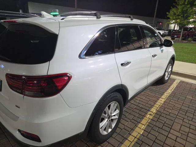 Used 2019 White Kia LX image 6