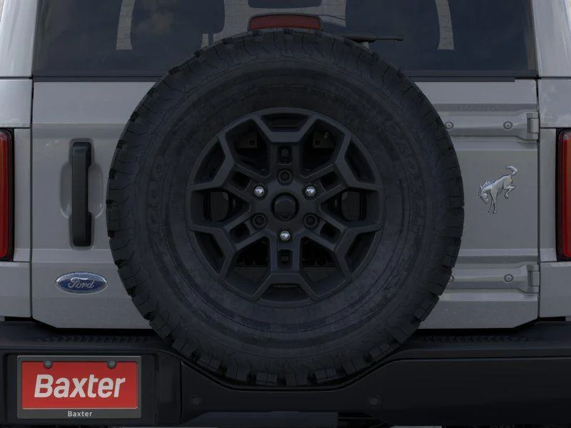 New 2026 Avalanche Gray Ford Badlands image 18