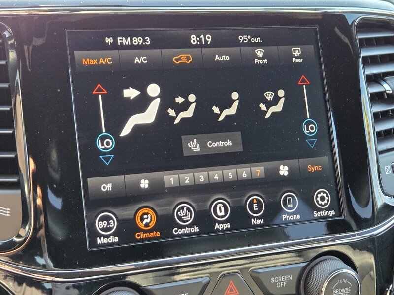 Used 2020 Gray Jeep Laredo E image 31