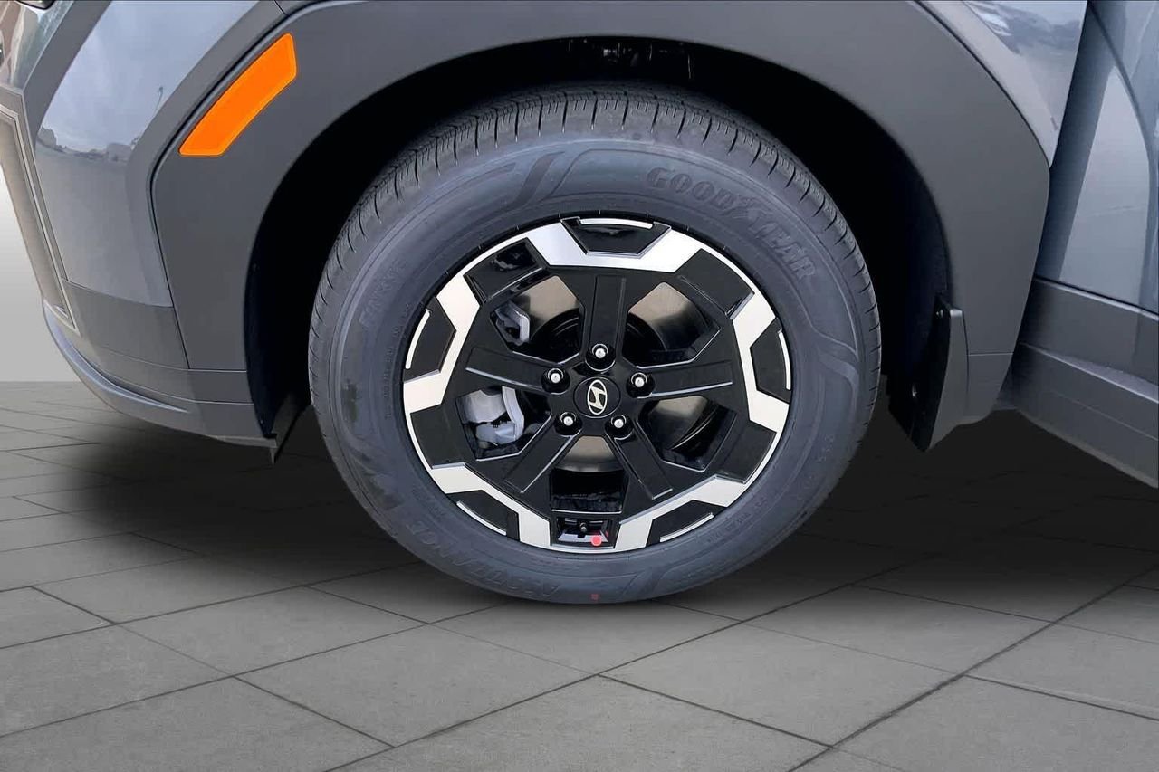 New 2026 Ecotronic Gray Hyundai SEL AWD image 11