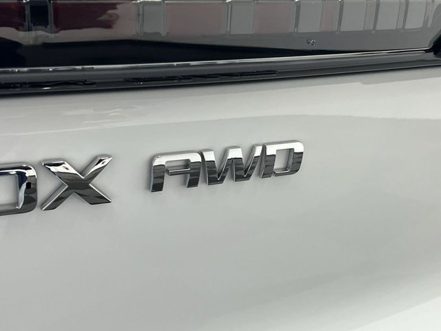 Used 2025 Summit White Chevrolet LT1 with PCY image 31