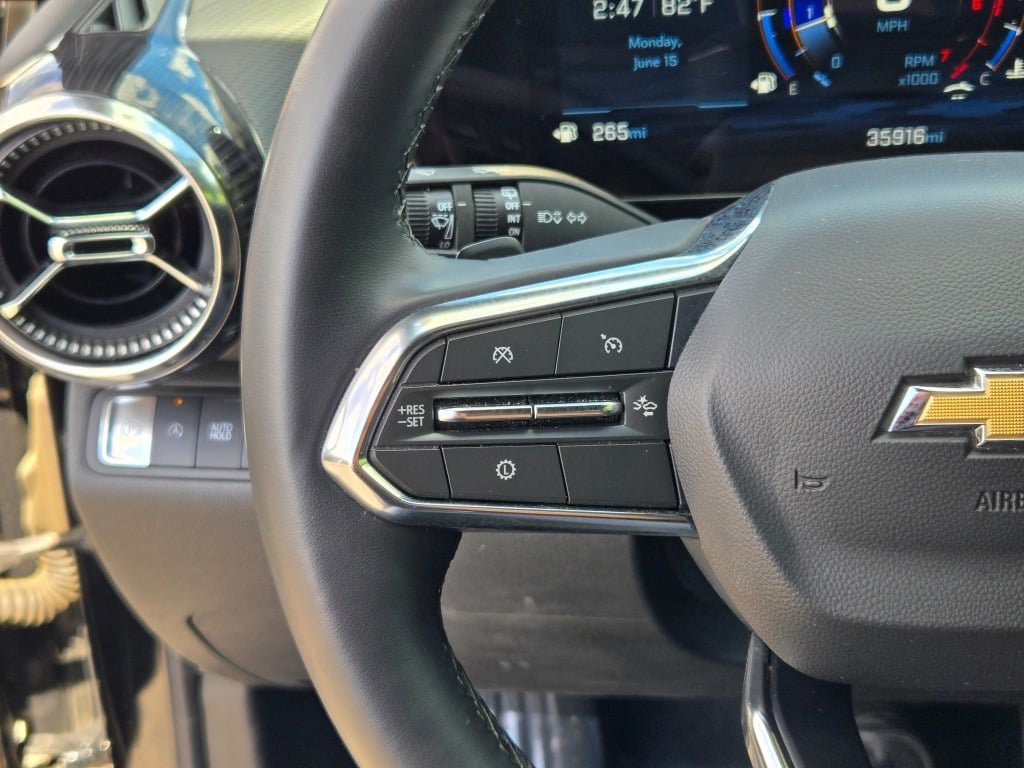 2025 Chevrolet Equinox LT - Photo 28