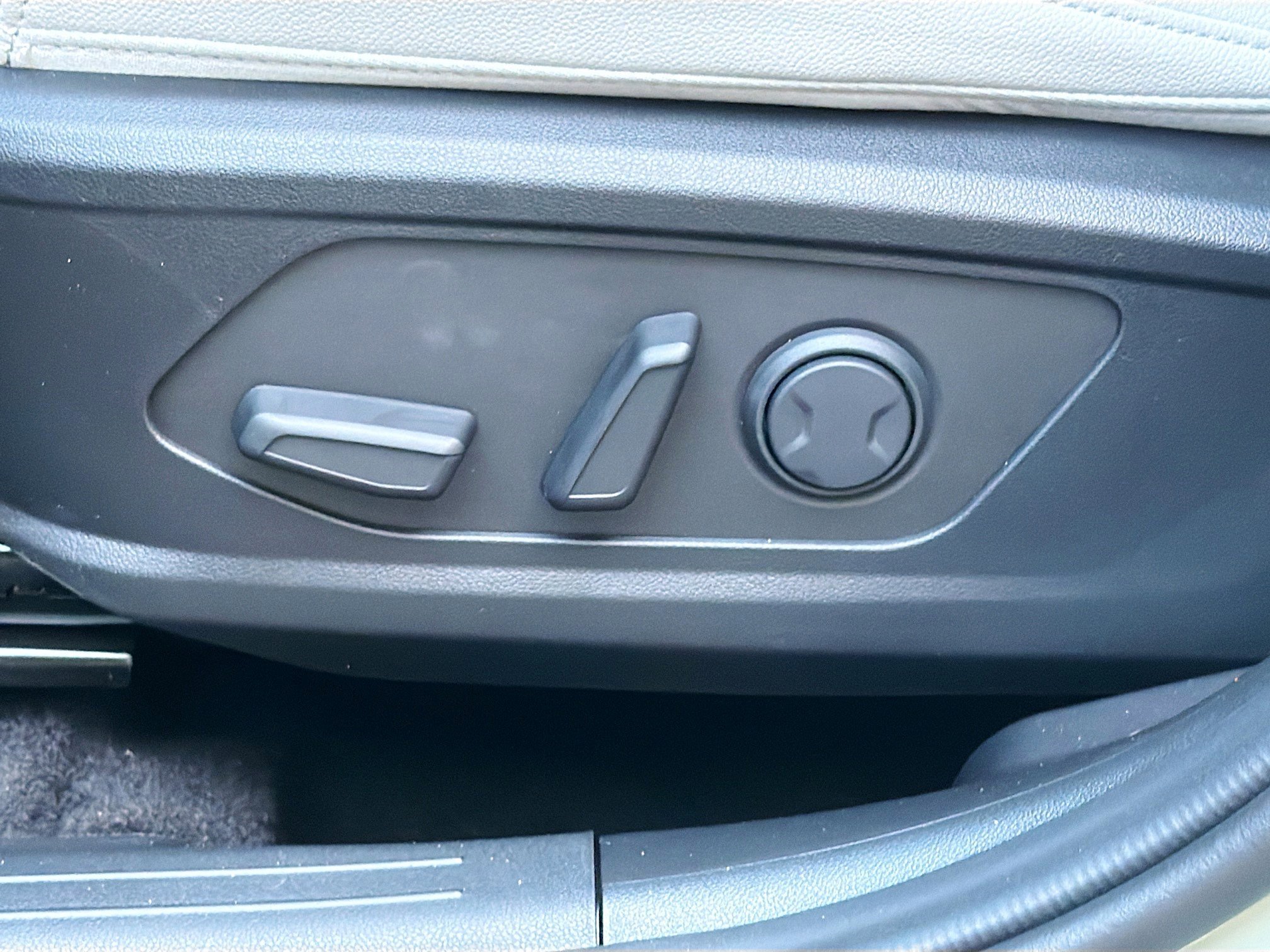 New 2026 Sage Gray Hyundai SEL Activity FWD image 62