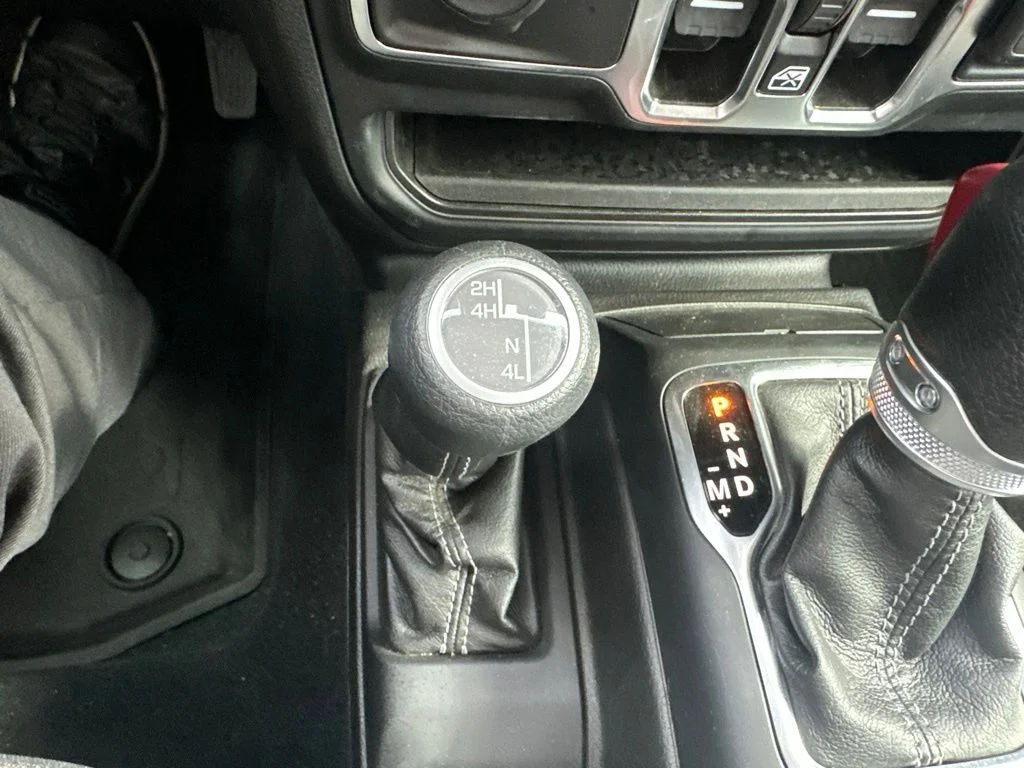 Used 2024 Gray Jeep Sport S image 21