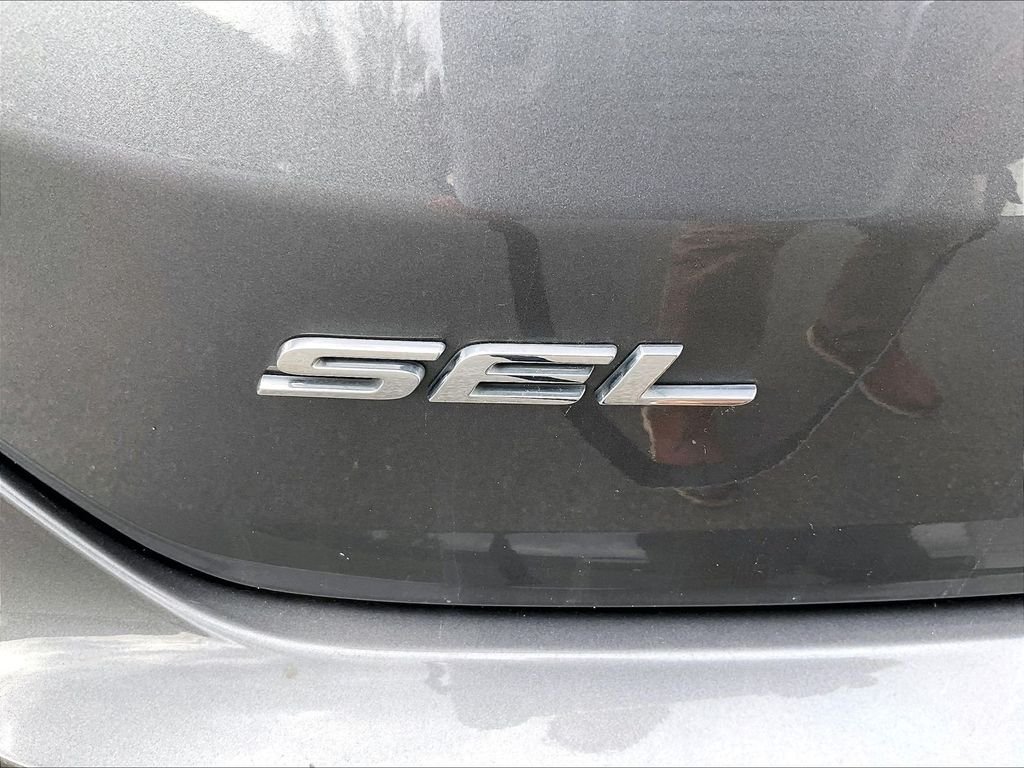 Used 2024 Gray Metallic Ford SEL image 27