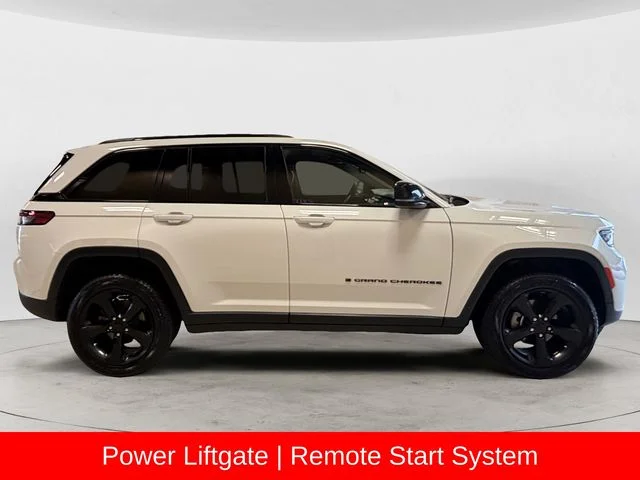 Used 2023 Bright White Clearcoat Jeep Altitude X image 7