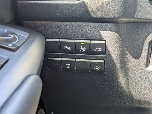 Used 2017 Silver Lexus 200t image 25
