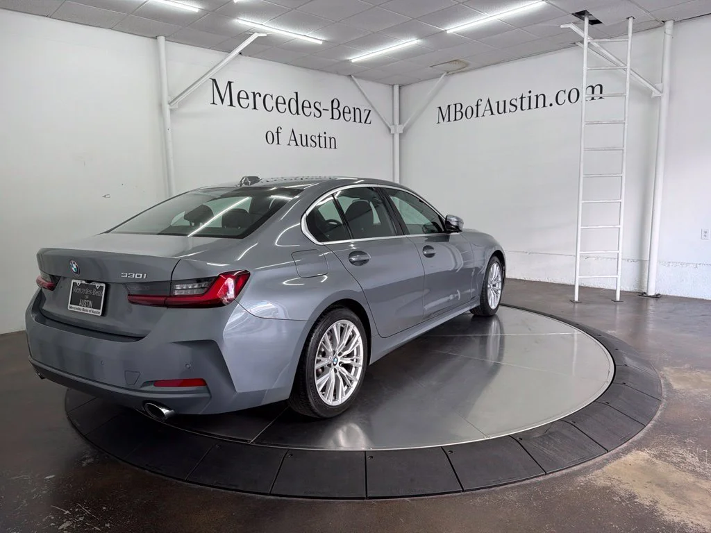 Used 2024 Gray BMW 330i image 7
