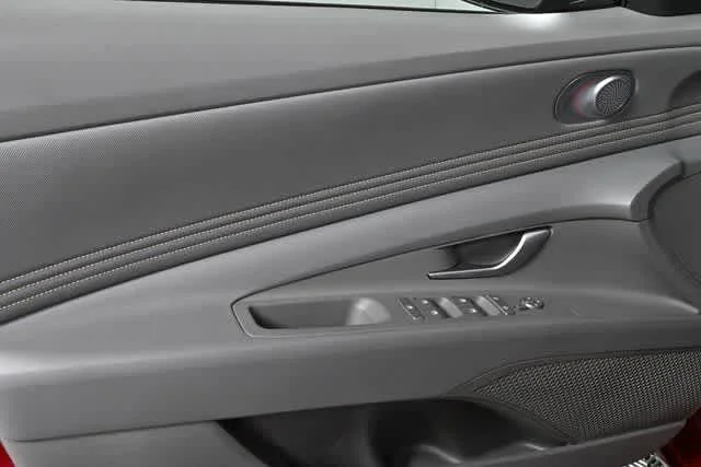 New 2026 Abyss Black Hyundai SEL Sport Premium image 18
