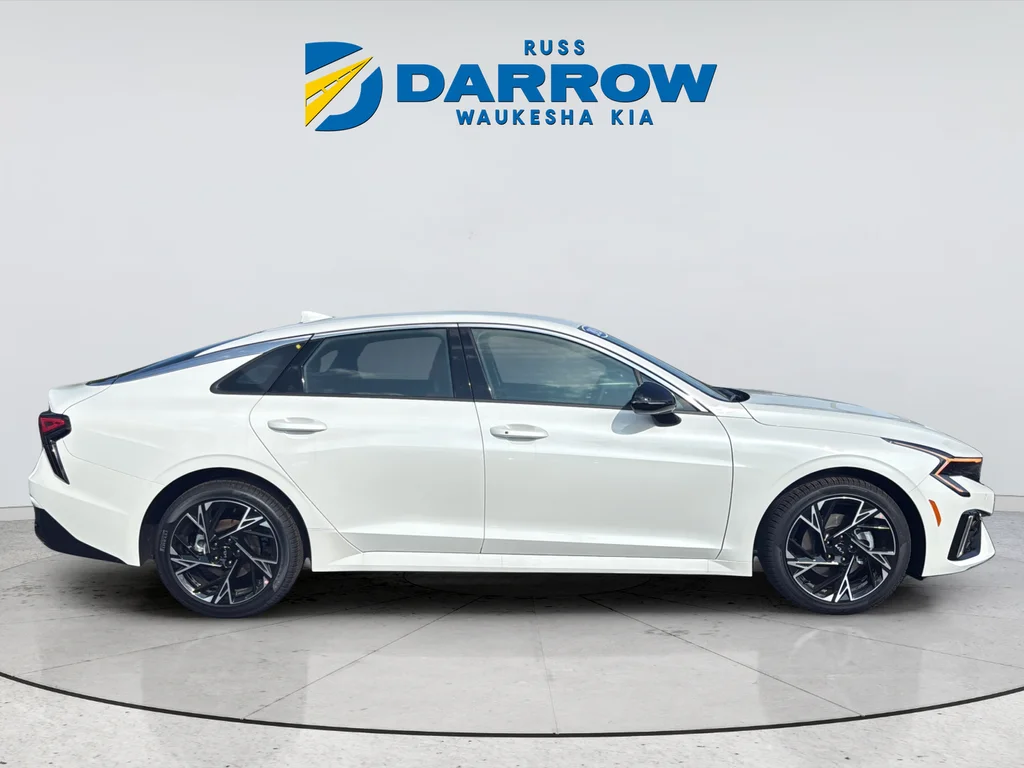 New 2026 Snow White Pearl Kia GT-Line image 6