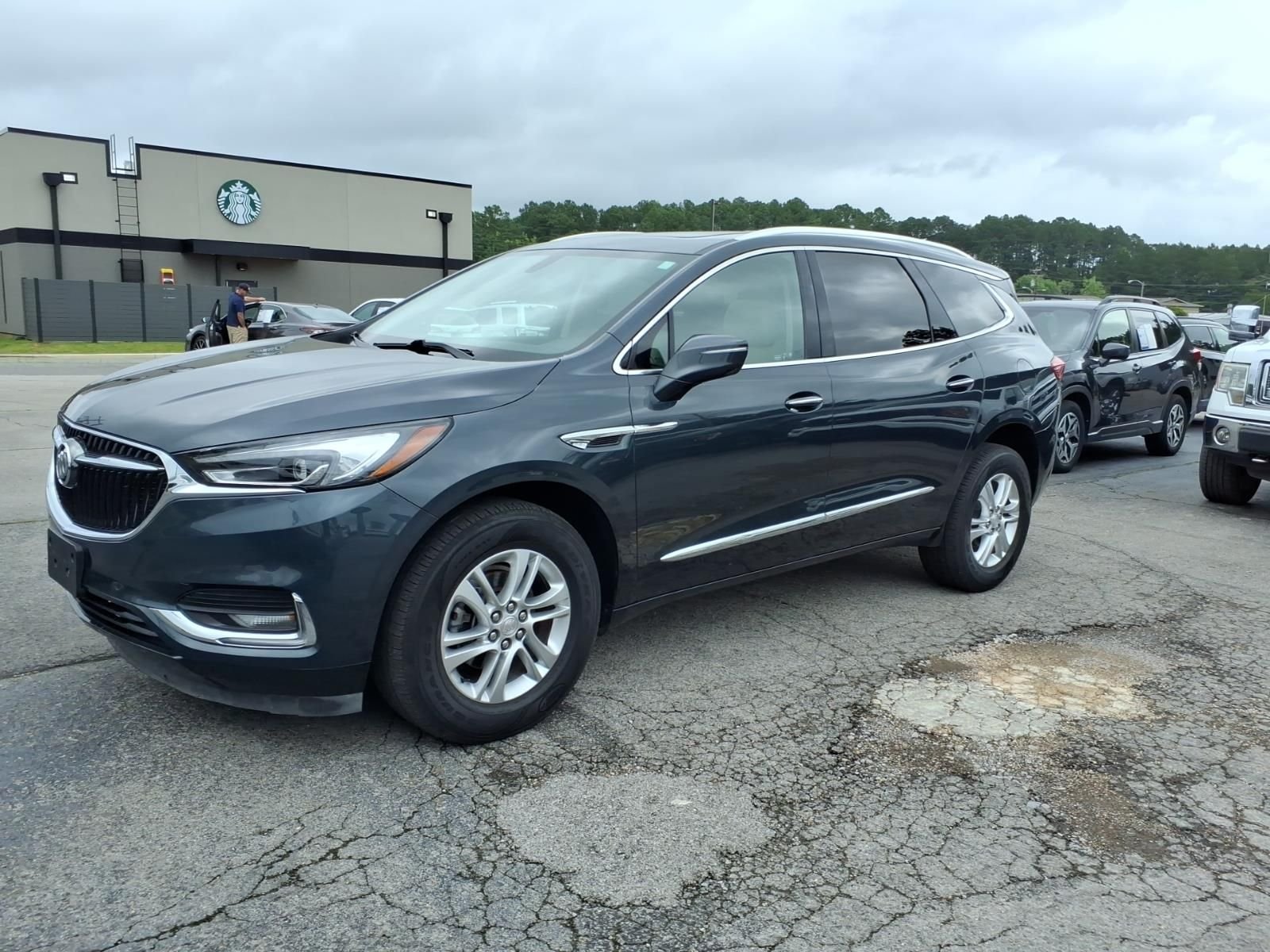 2021 Buick Enclave Essence AWD's photo