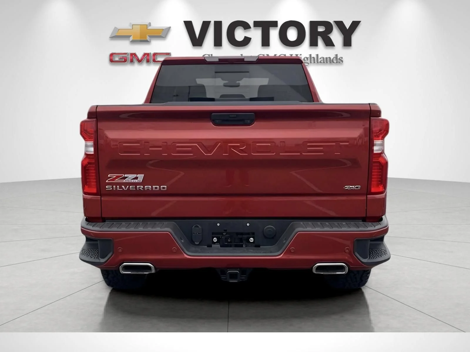 Used 2022 CHERRY RED TINTCOAT Chevrolet LT Trail Boss image 4