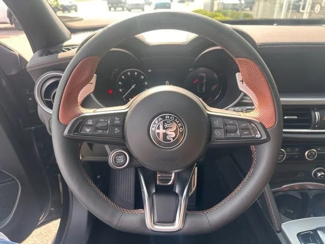 Used 2025 Vulcano Black Metallic Alfa Romeo Base image 11