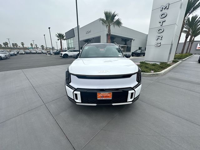 New 2026 Glacial White Pearl / Black Ro Kia GT-Line AWD image 2