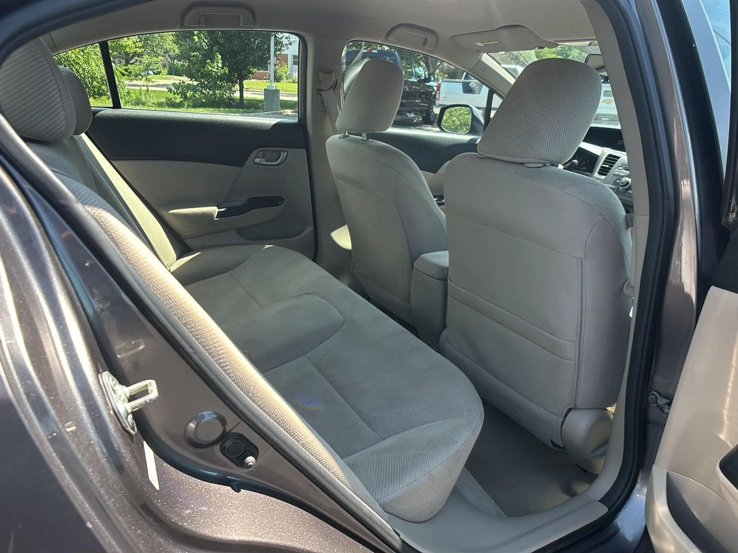 Used 2012 Urban Titanium Metallic Honda LX image 17