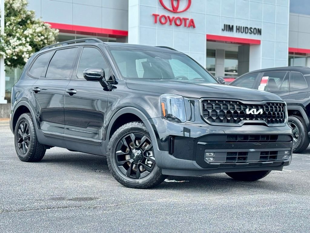 Used 2024 Black Kia SX X-Pro image 2