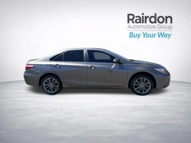 Used 2017 Predawn Gray Mica Toyota XLE image 8