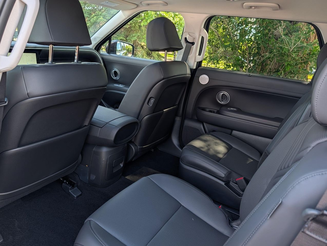 New 2026 Titan Green Hyundai SEL Premium 7P image 8