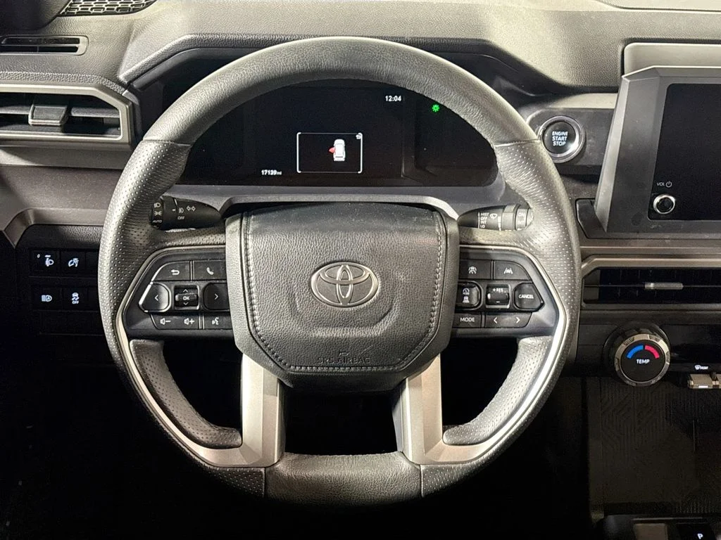 Used 2025 White Toyota SR5 image 13