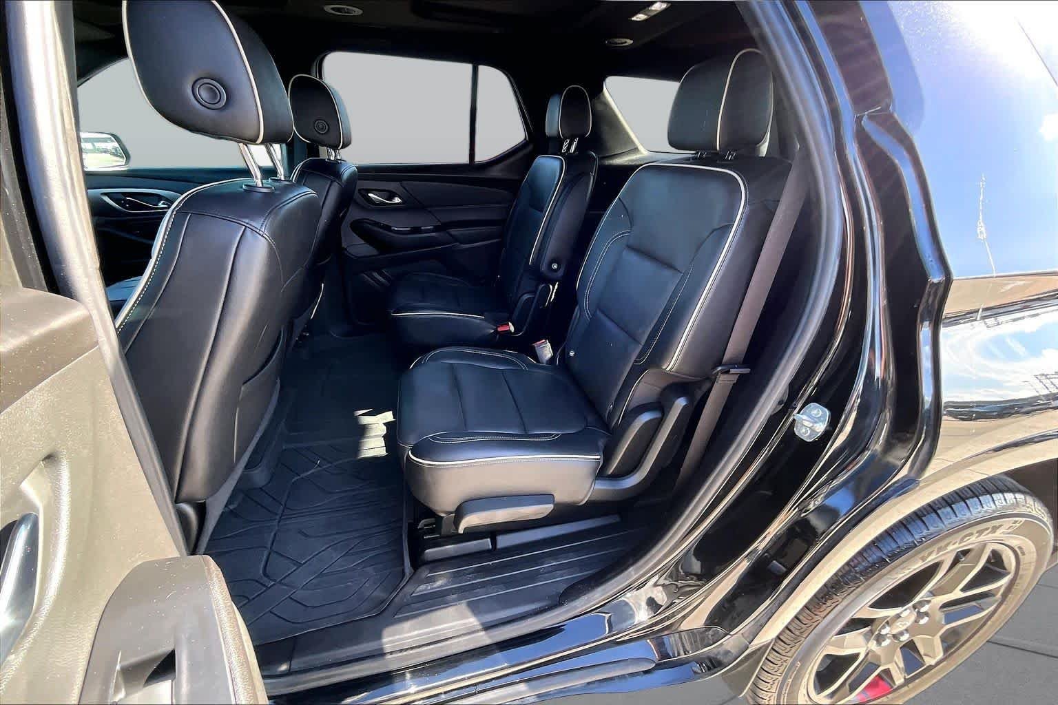 2023 Chevrolet Traverse Premier - Photo 18