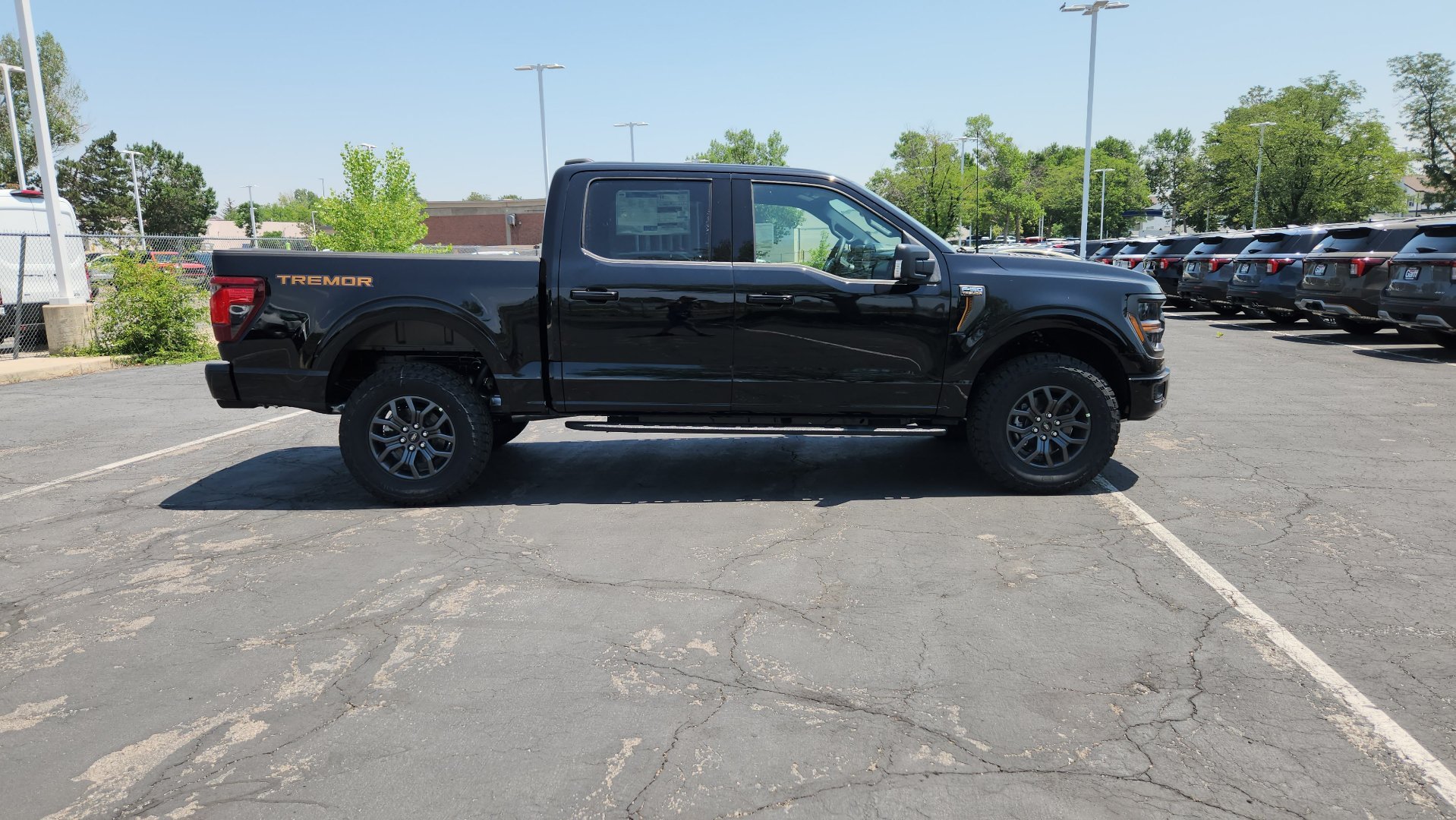 New 2026 Agate Black Metallic Ford Tremor image 8