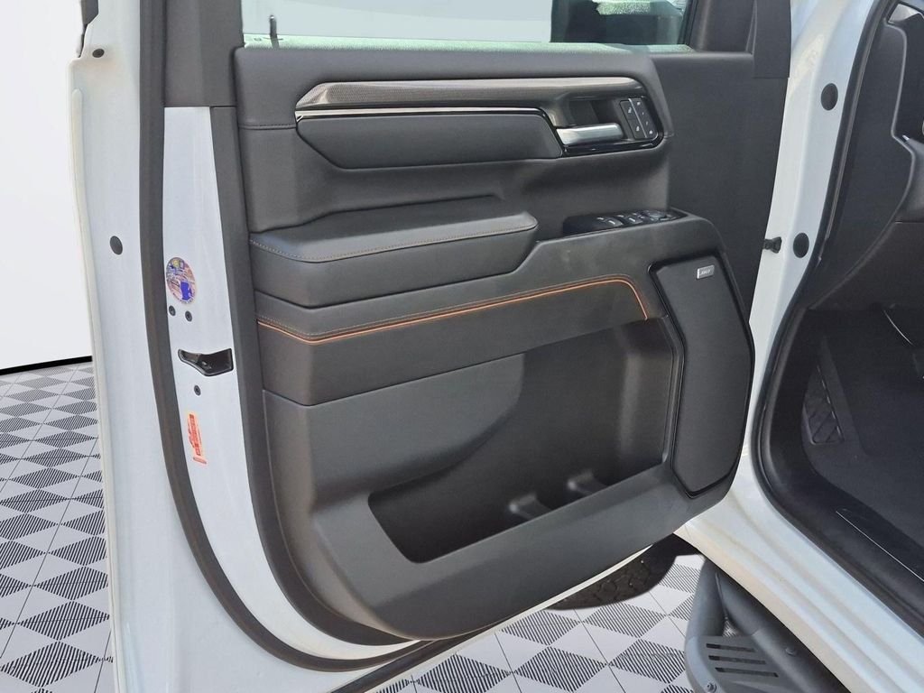 Certified Used 2024 Summit White GMC AT4 image 10