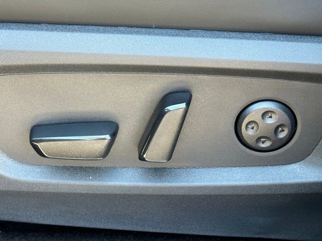 New 2027 MINERAL BLACK INFINITI Luxe AWD image 21