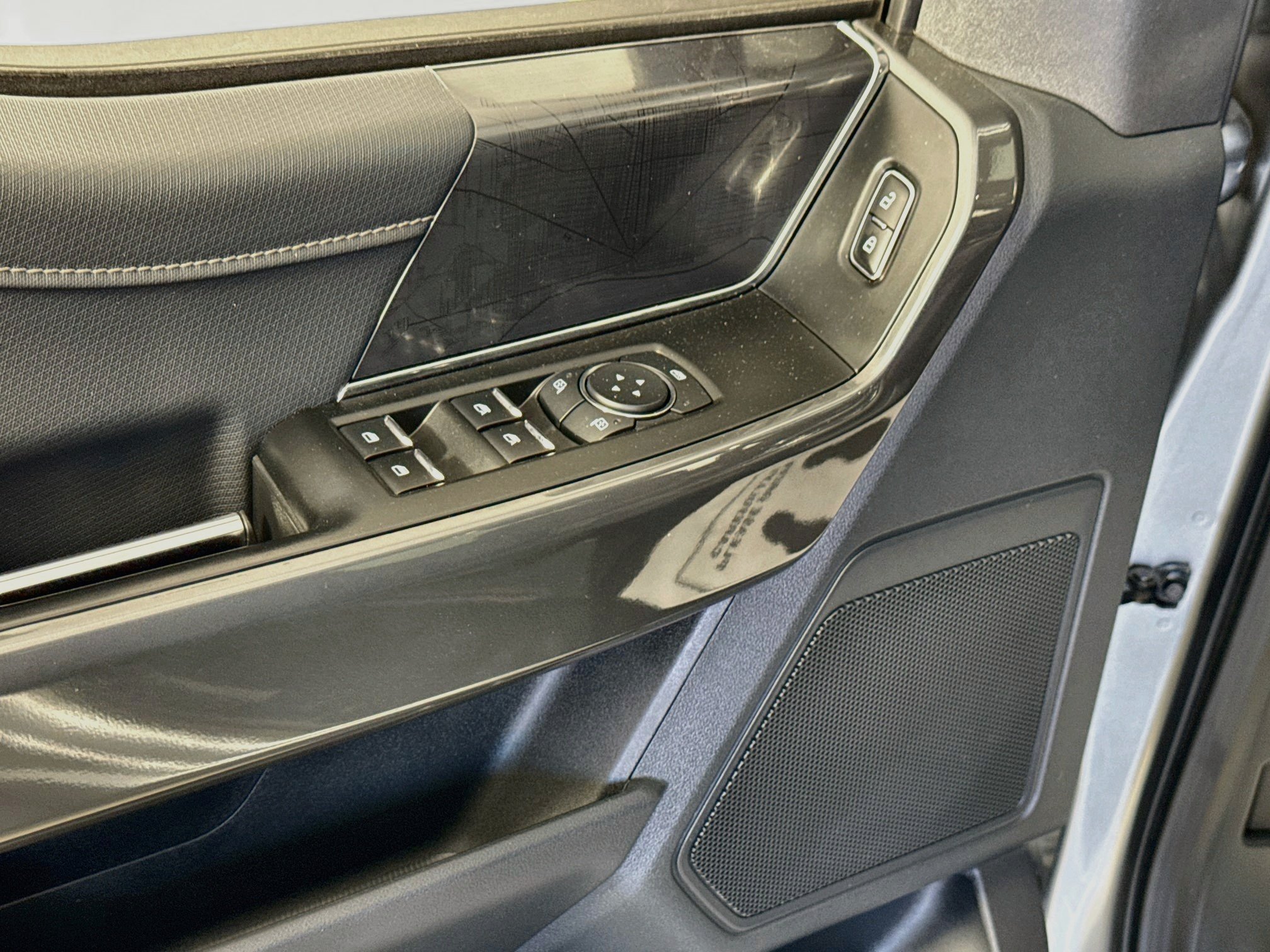 Used 2023 Iconic Silver Metallic Ford XLT image 18