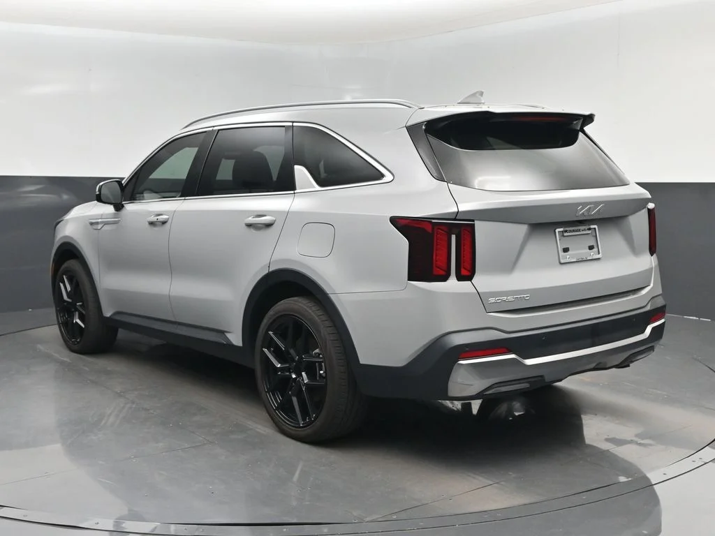 Certified Used 2024 Gray Kia EX image 4