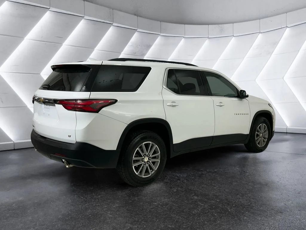 Used 2023 White Chevrolet LT image 4